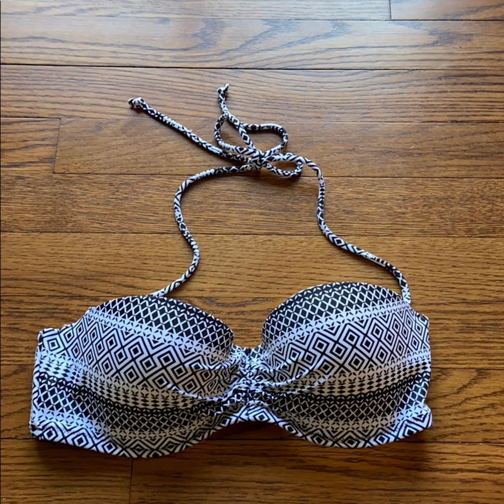 Victoria’s Secret Bikini Top
